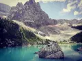 Lago di Sorapis, un gioiello tra le Dolomiti. Cosa vedere a Borca di Cadore? Questo lago turchese è una meta imperdibile.