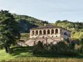 Villa dei Vescovi: splendida villa veneta con scalinate imponenti. Scopri orari e prezzi per la tua visita.