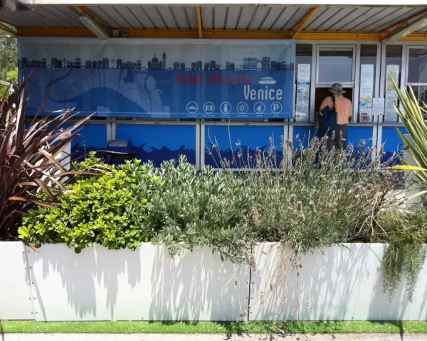 Biglietteria per Venezia a Fusina. Informazioni sui parcheggi e prezzi per raggiungere la laguna.